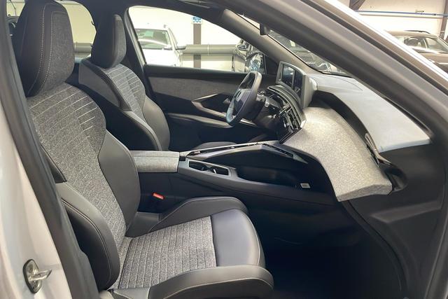 Peugeot 3008 Hybrid 145 e-DCS6 Allure 
