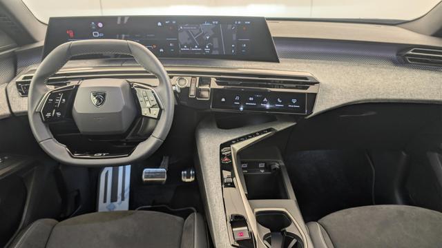 Peugeot 5008 HYBRID 145CH E-DCS6 GT 
