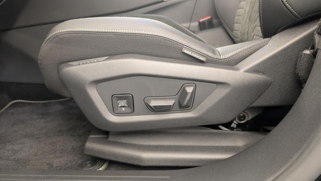 Peugeot 5008 HYBRID 145CH E-DCS6 GT 
