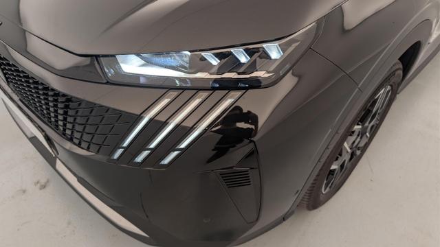 Peugeot 5008 HYBRID 145CH E-DCS6 GT 