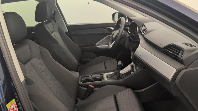 Audi Q3 35 TDI 150 ch S tronic 7 Design 