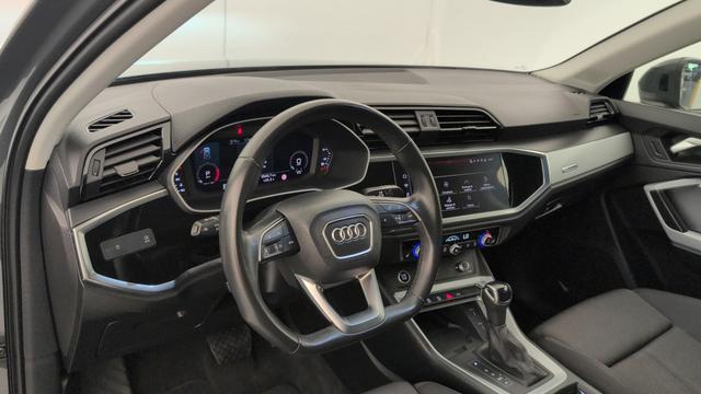 Audi Q3 35 TDI 150 ch S tronic 7 Design 