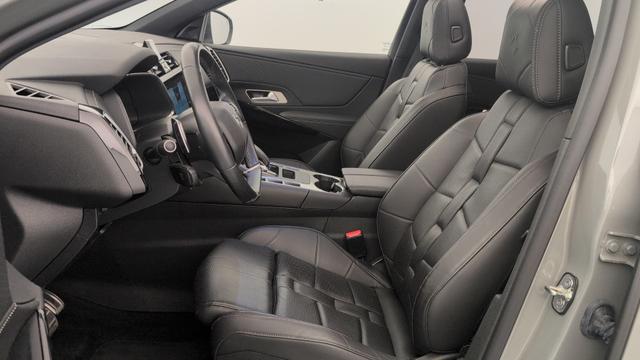 DS Automobiles 7 Hybride Rechargeable E-Tense 225 EAT8 Opera (Crossback) 