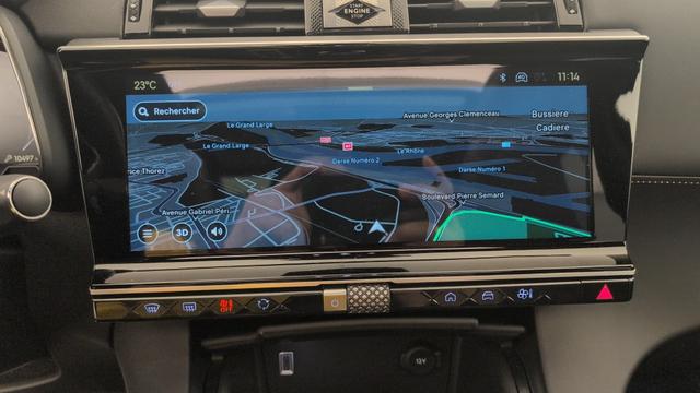 DS Automobiles 7 Hybride Rechargeable E-Tense 225 EAT8 Opera (Crossback) 
