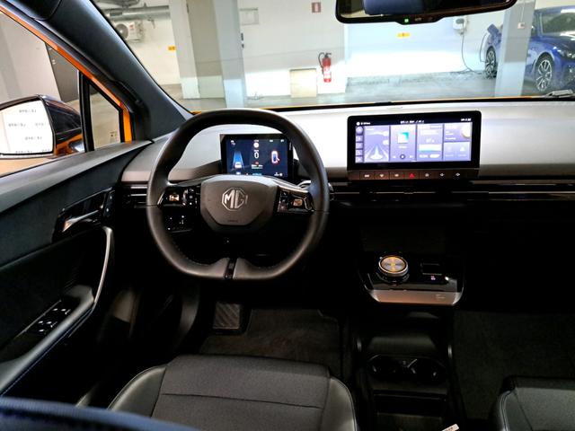 MG MG4 Luxury 4 