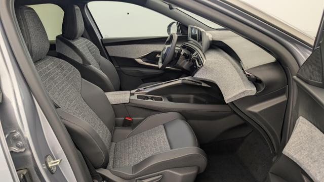 Peugeot 3008 Hybrid 145 e-DCS6 Allure 