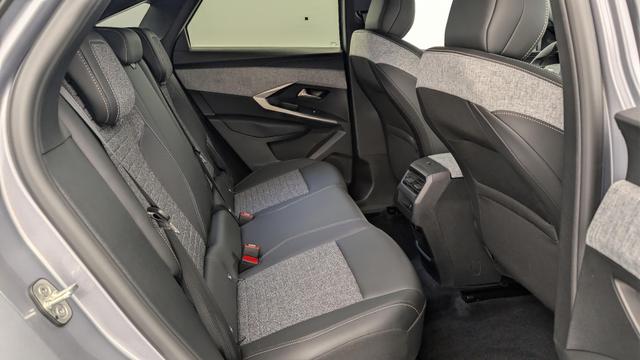 Peugeot 3008 Hybrid 145 e-DCS6 Allure 