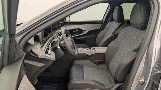 Peugeot 3008 Hybrid 145 e-DCS6 Allure 