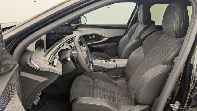 Peugeot 5008 HYBRID 145CH E-DCS6 GT 