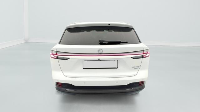 MG EHS Luxury 