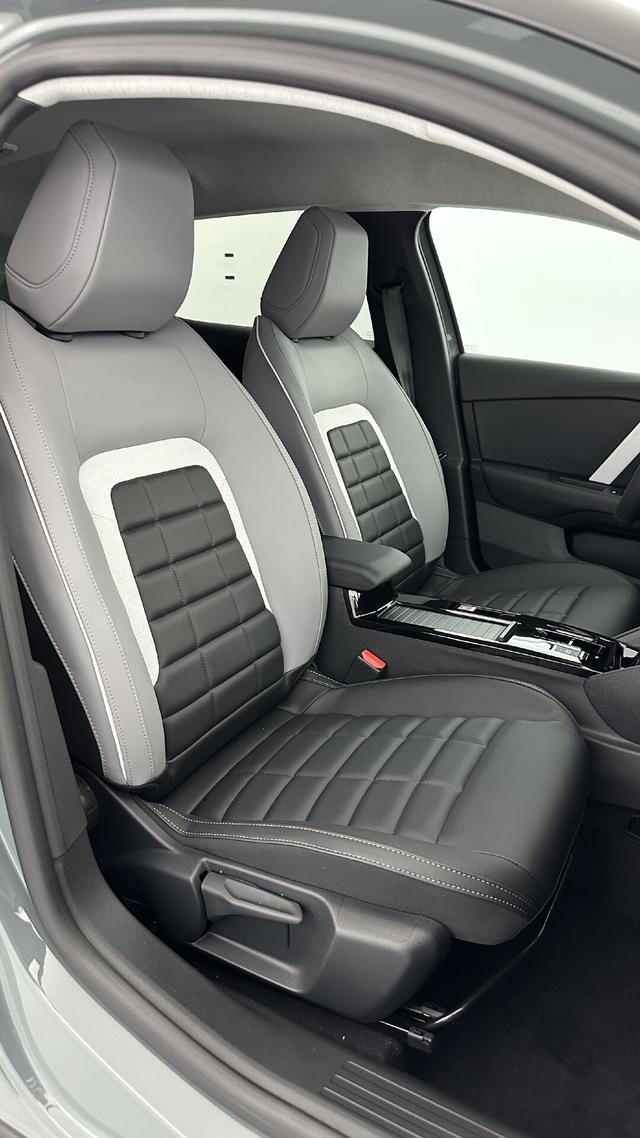 Citro&euml;n C4 MAX 
