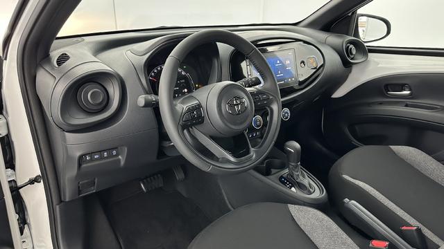 Toyota Aygo Dynamic (X) 