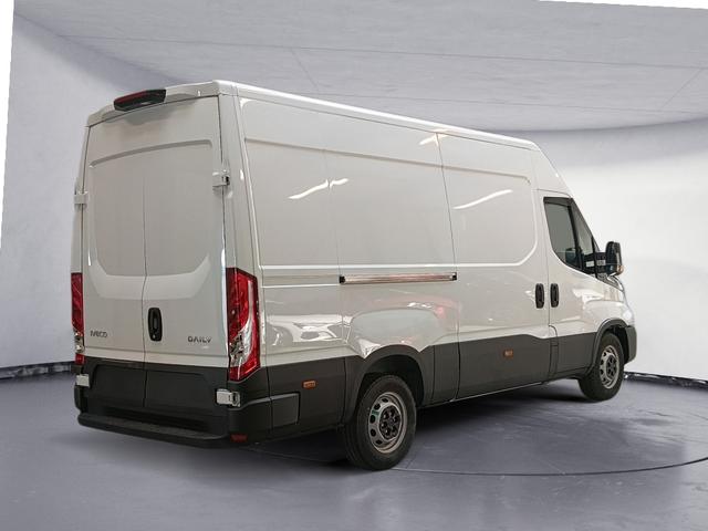 Iveco Daily 35S16 Hi-Matic 