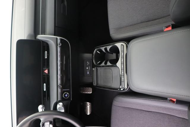 Hyundai IONIQ 5 Core Plus 