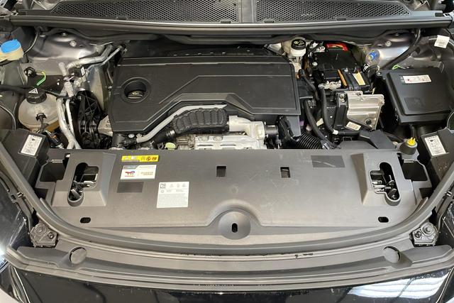 Peugeot 5008 HYBRID 145CH E-DCS6 GT 