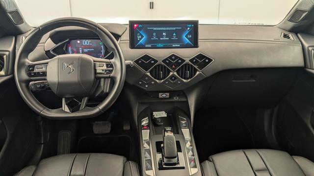 DS Automobiles 3 Crossback E-TENSE GRAND CHIC 