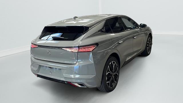 DS Automobiles 4 PureTech 130 EAT8 Rivoli 