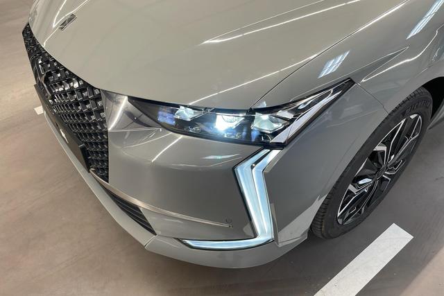DS Automobiles 4 PureTech 130 EAT8 Rivoli 