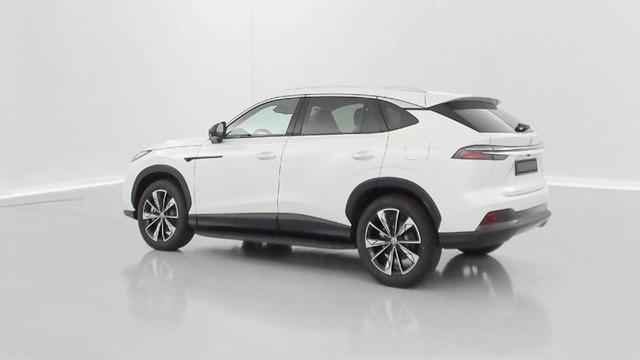 MG EHS Luxury 