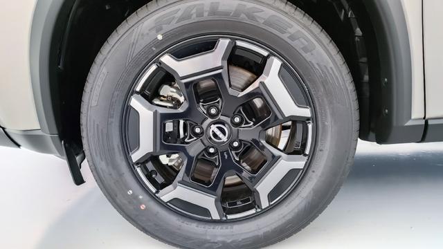 Nissan X-Trail N-TREK 