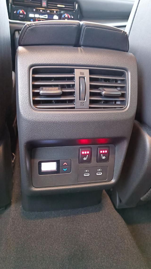 Nissan X-Trail N-TREK 
