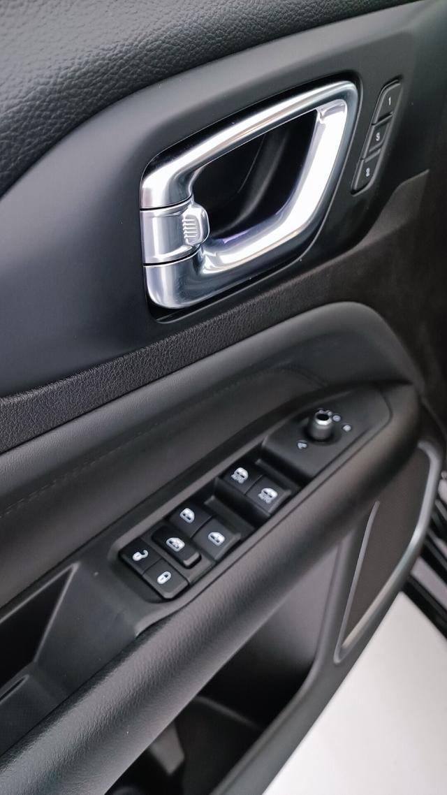 Jeep Compass Summit 4x2 