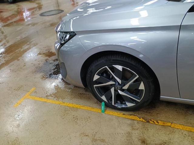 Peugeot 308 Allure 130 hp EAT8 