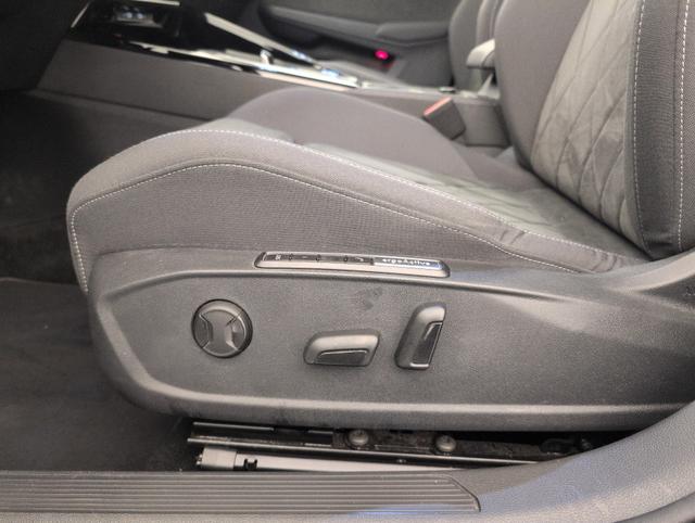 Volkswagen Golf 1.4 HYBRID RECHARGEABLE OPF 204 DSG6 STYLE 