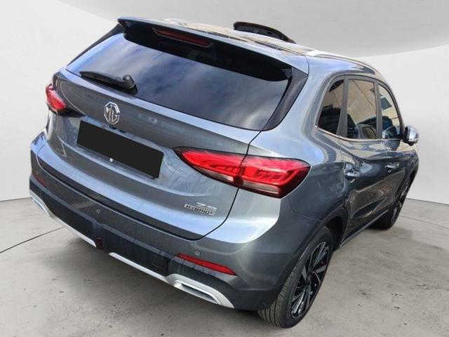 MG ZS Luxury 