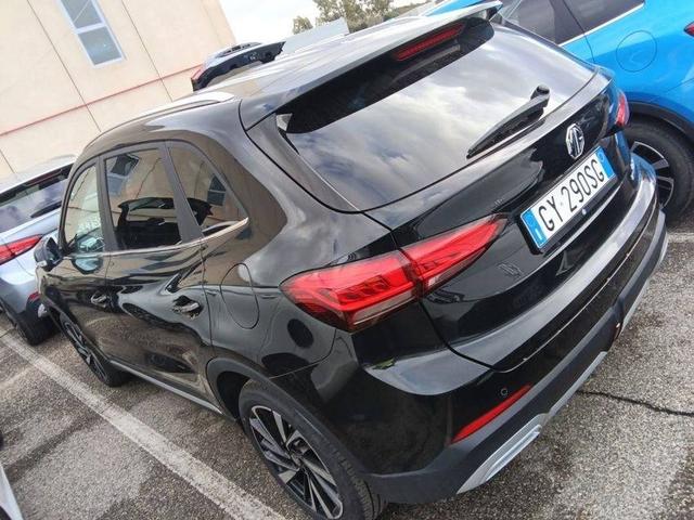 MG ZS Luxury 