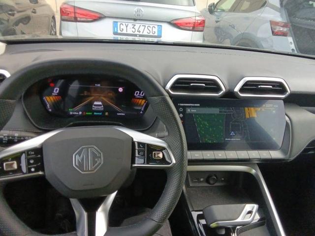 MG ZS Luxury 