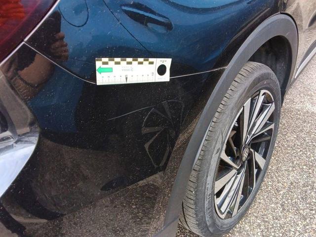 MG ZS Luxury 