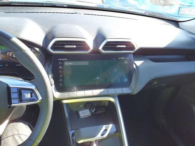 MG ZS Luxury 