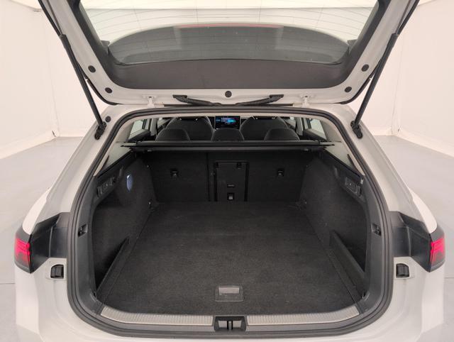 Volkswagen Passat 1.5 eTSI OPF 150 DSG7 
