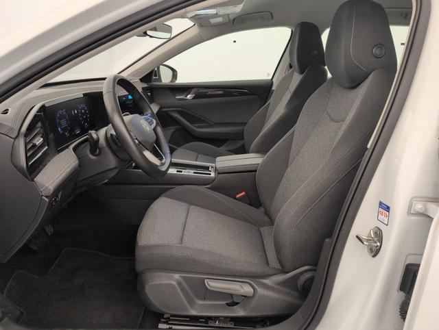 Volkswagen Passat 1.5 eTSI OPF 150 DSG7 