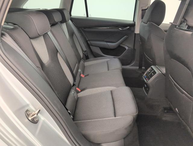 Skoda Octavia Combi Ambition 