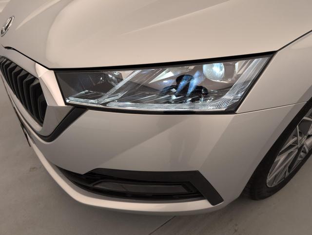Skoda Octavia Combi Ambition 