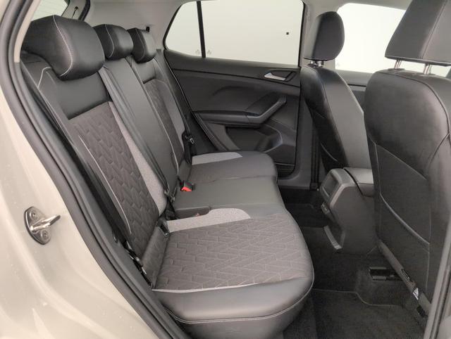 Volkswagen T-Cross Life Plus 