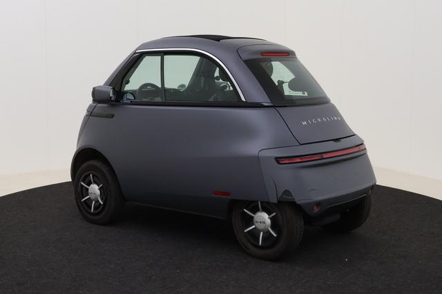 Microlino Pioneer Competizione 