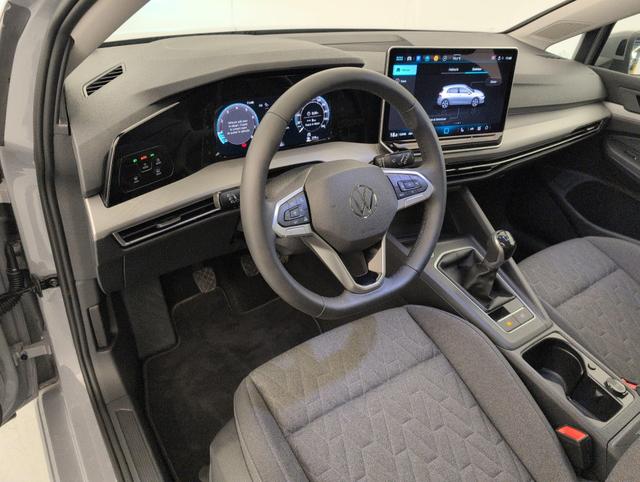 Volkswagen Golf Life Plus 