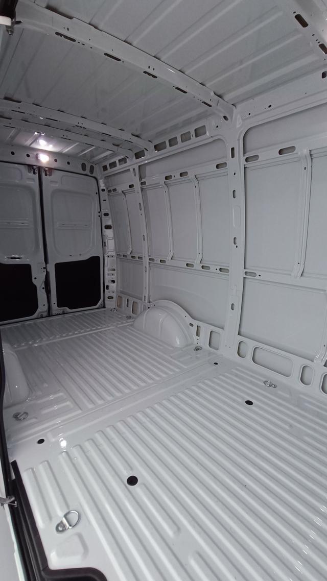 Iveco Daily 35S16BA8 12m3 