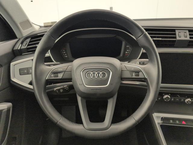 Audi Q3 design 