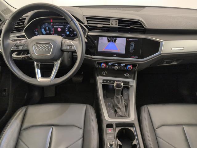 Audi Q3 design 
