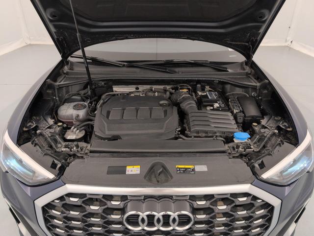 Audi Q3 design 