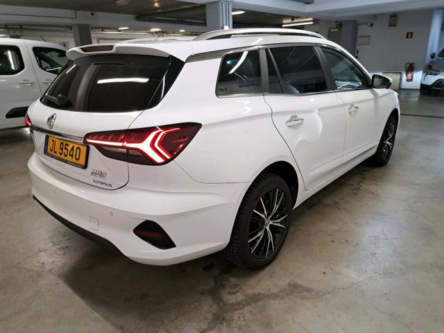 MG MG5 Luxury 