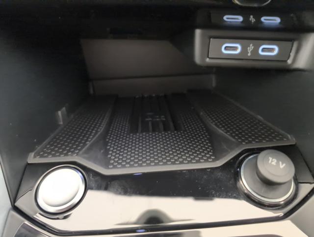 Volkswagen T-Roc Life Plus 