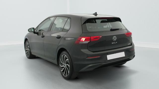 Volkswagen Golf Life Plus 