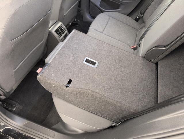Volkswagen Golf Life Plus 