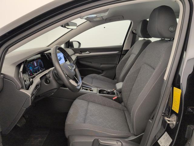 Volkswagen Golf Life Plus 