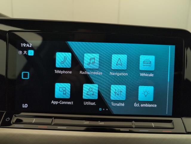 Volkswagen Golf Life Plus 